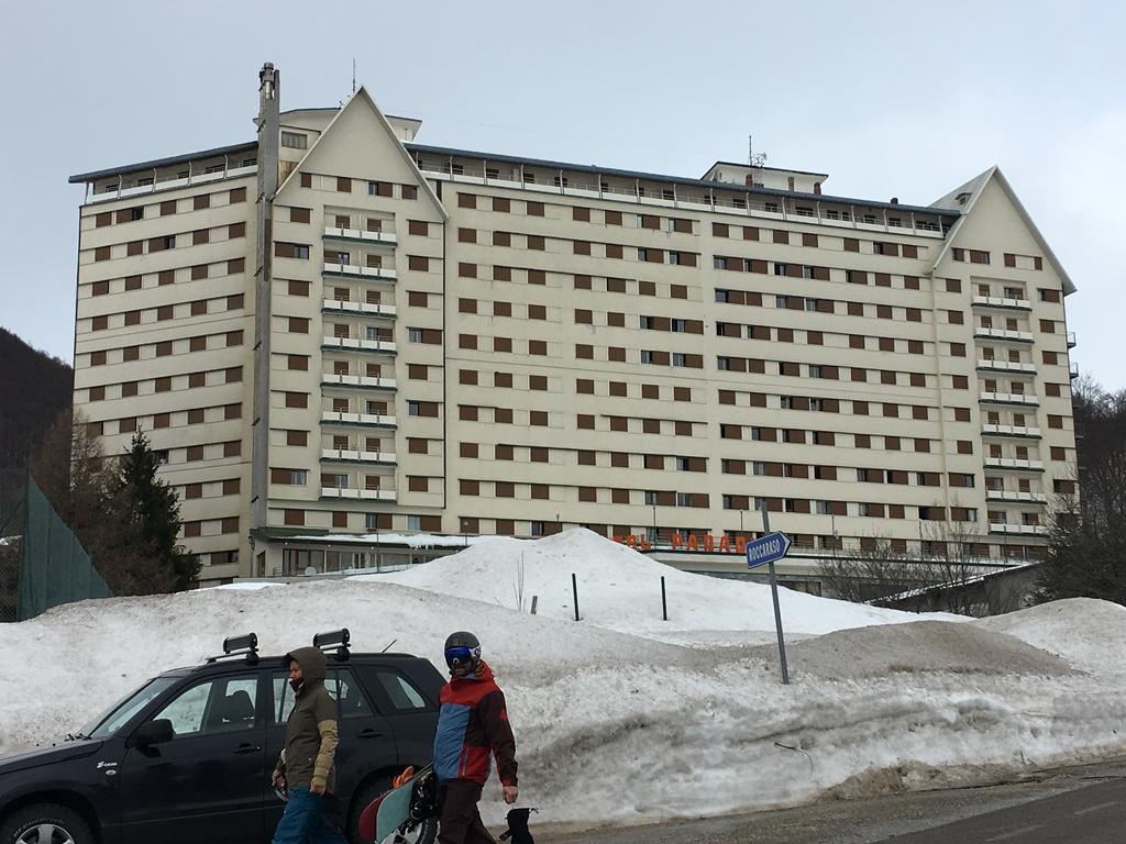 Villaggio Dello Sciatore Residence Paradiso Appartamenti E Monolocale Рокарасо Екстериор снимка