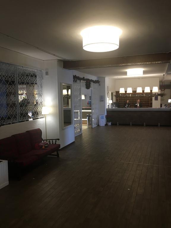 Villaggio Dello Sciatore Residence Paradiso Appartamenti E Monolocale Рокарасо Екстериор снимка